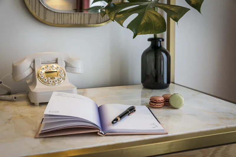 Détail de la chambre, Hôtel Rose Bourbon, photographié par Maxime Ledieu