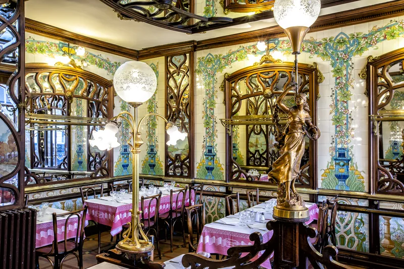 Salle Art nouveau, Bouillon Chartier, photographié par Maxime Ledieu